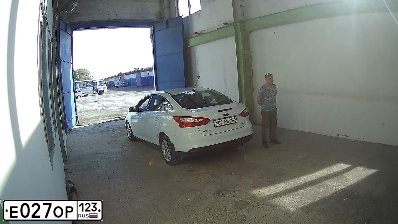 Фото автомобиля FORD FOCUS, 2014 — госномер В759ОС193