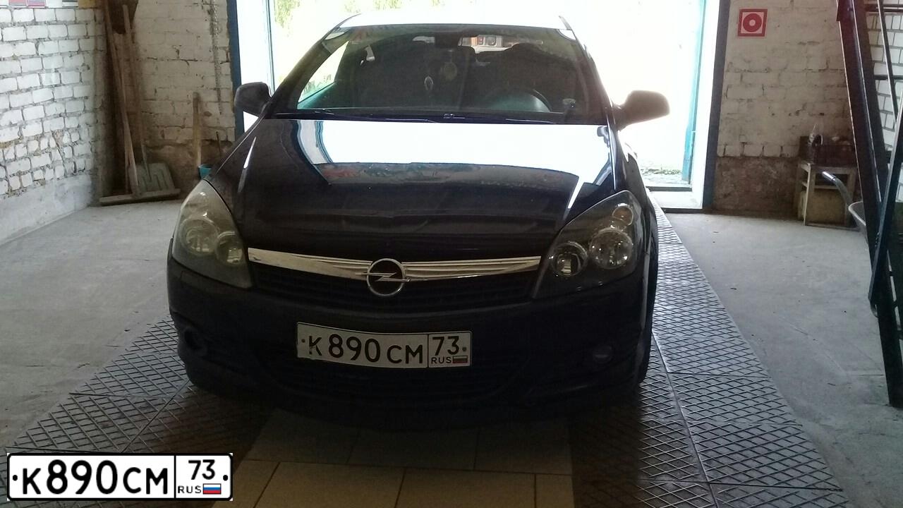 Фото автомобиля OPEL ASTRA, 2010 — госномер К890СМ73. Цвет: ЧЕРНЫЙ