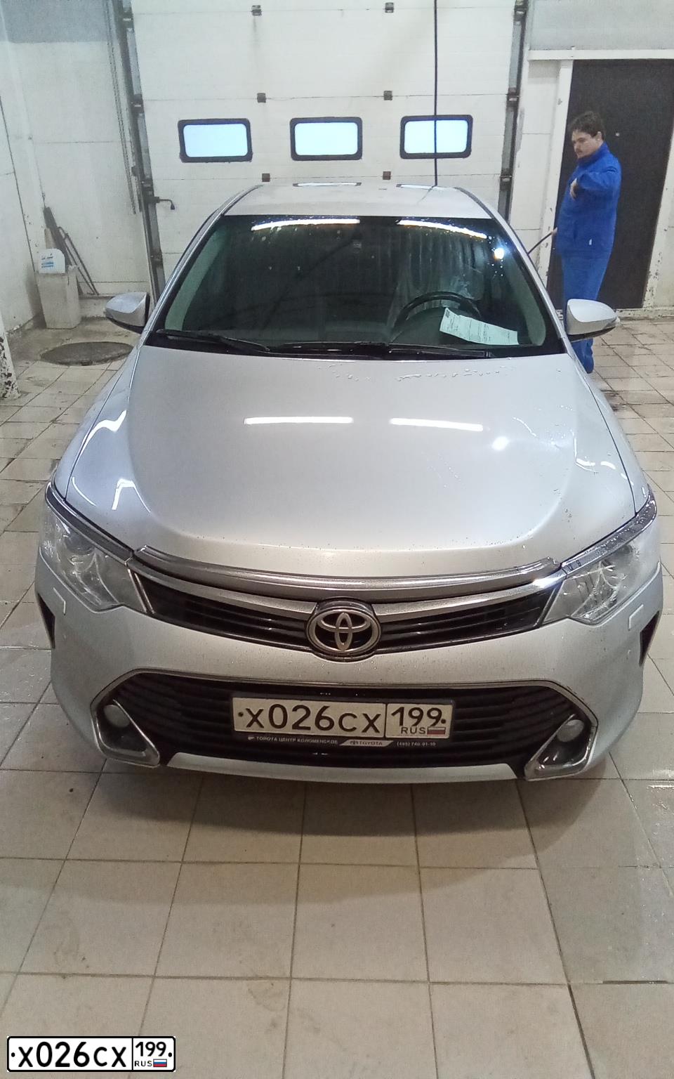 Фото автомобиля TOYOTA CAMRY, 2009 — госномер А055ХА37. Цвет: СЕРЕБРИСТЫЙ