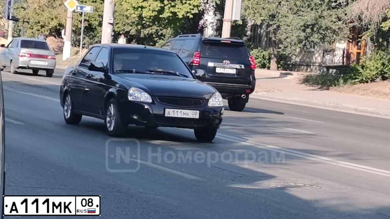 Фото автомобиля HYUNDAI MATRIX, 2008 — госномер А111МК08. Цвет: СЕРЕБРИСТЫЙ