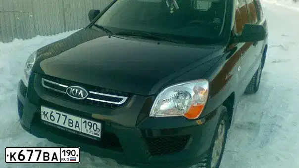 Фото автомобиля KIA SPORTAGE, 2009 — госномер К677ВА190. Цвет: ЧЕРНЫЙ