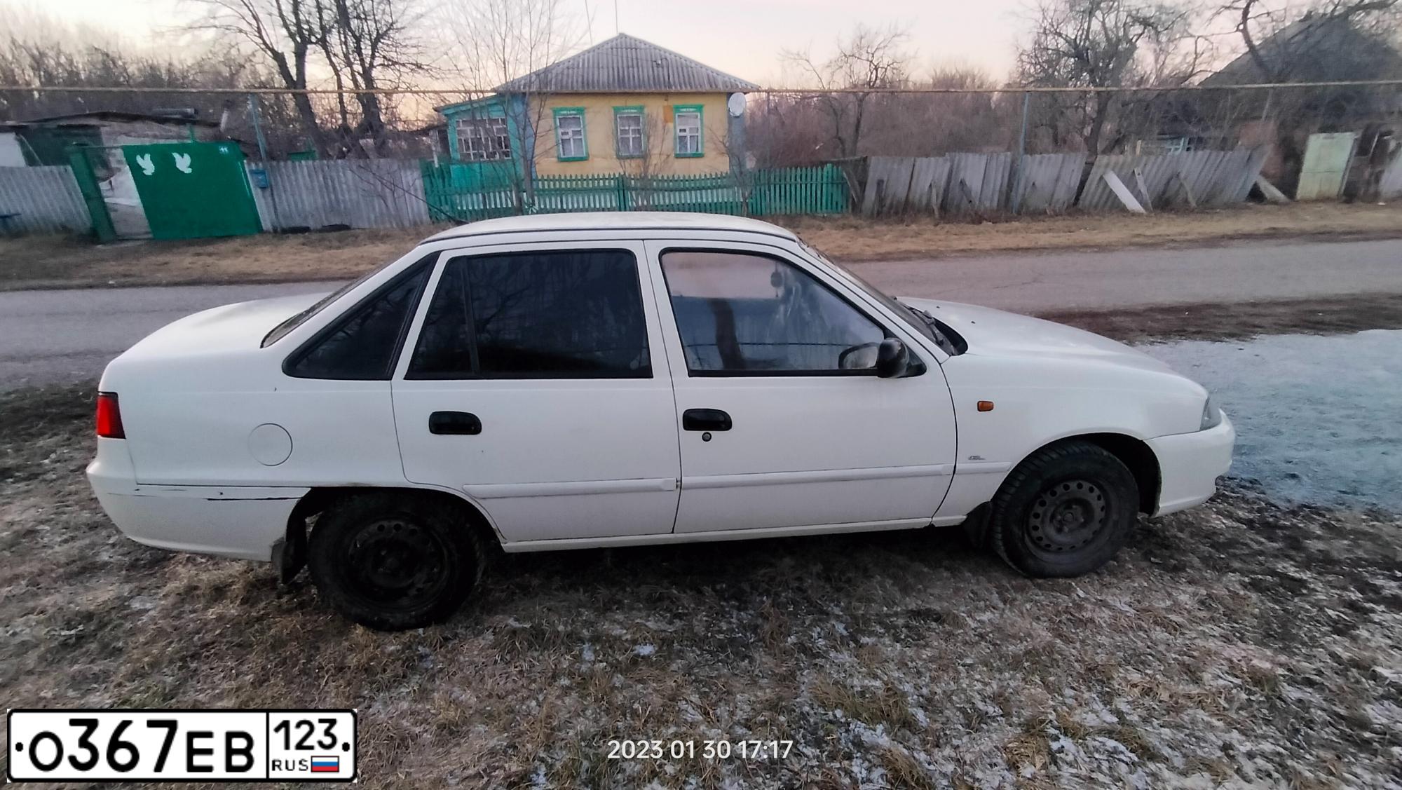 Фото автомобиля DAEWOO NEXIA, 2012 — госномер Х616ЕЕ31. Цвет: ТОПЛЕНОЕ МОЛОКО