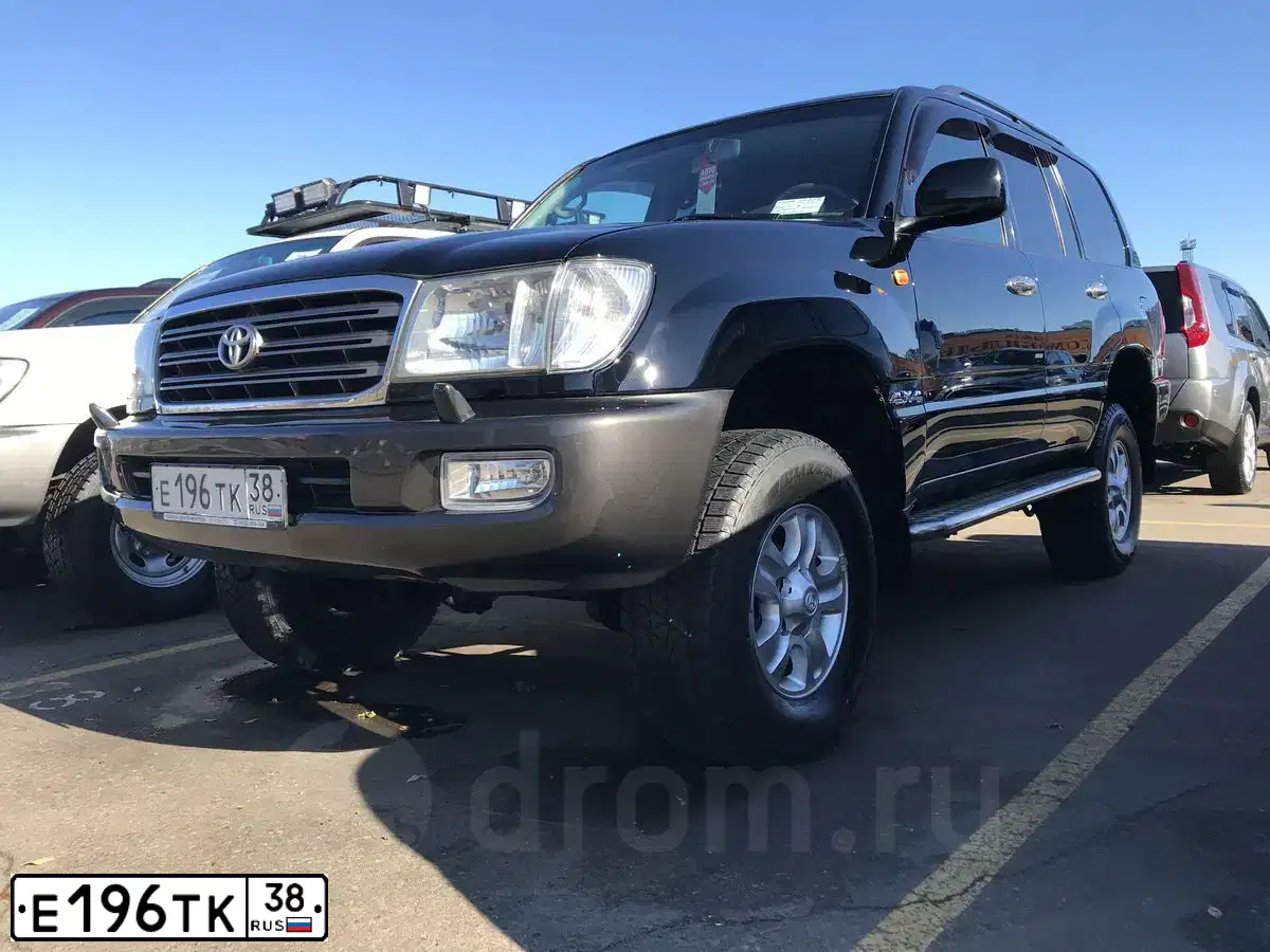 Фото автомобиля TOYOTA LAND CRUISER, 2005 — госномер А979ВР323. Цвет: ЧЕРНЫЙ