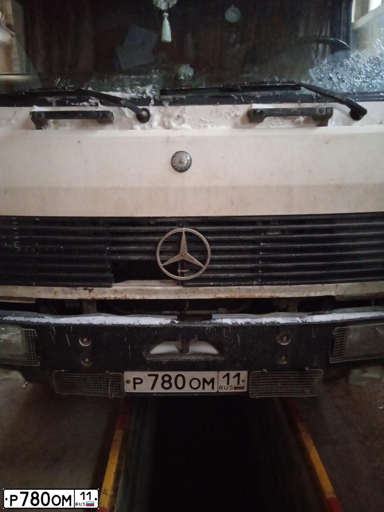 Фото автомобиля MERCEDES VARIO, 1989 — госномер О063ВН116. Цвет: Белый