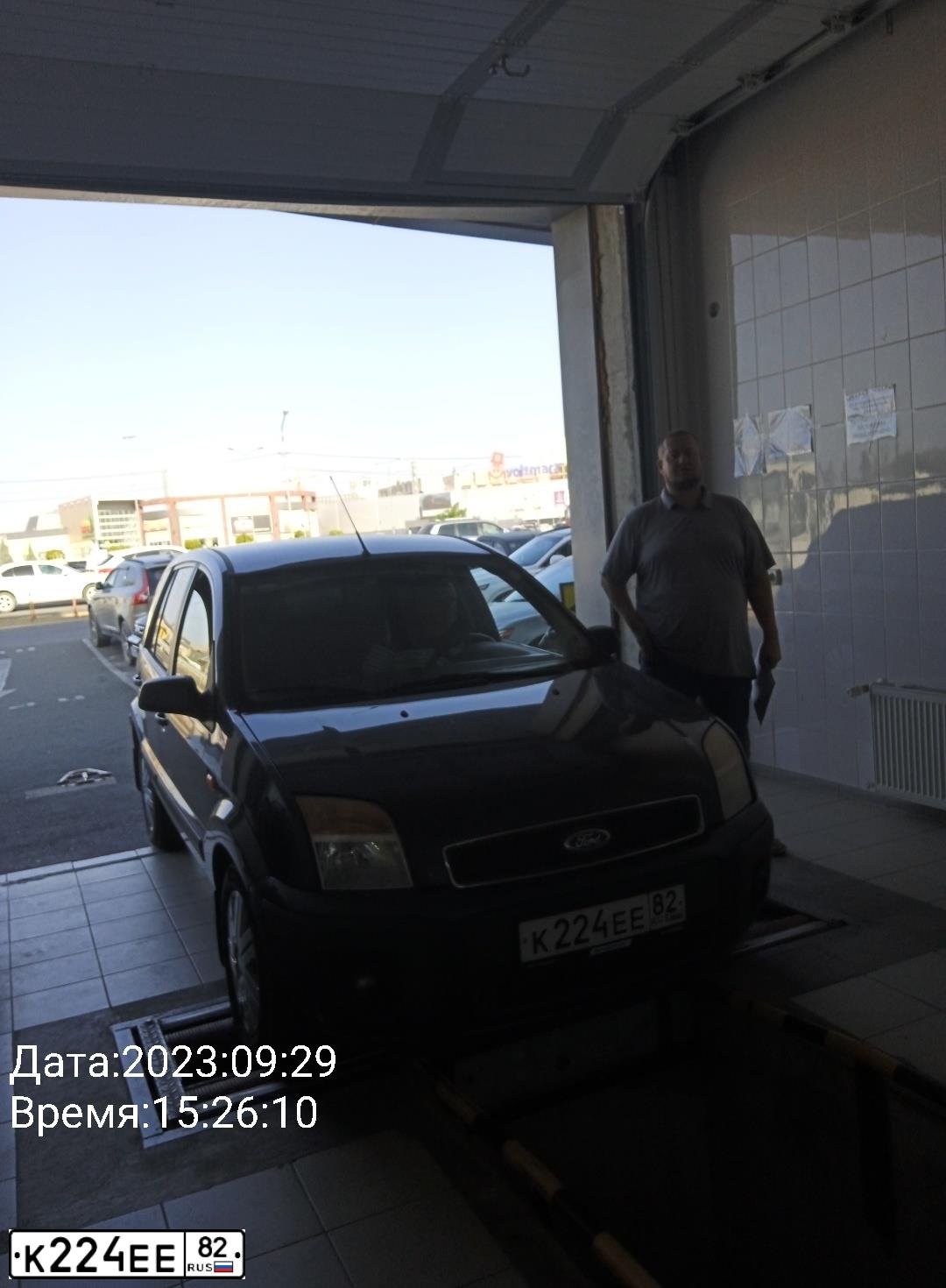 Фото автомобиля FORD FUSION, 2006 — госномер М360ТВ82