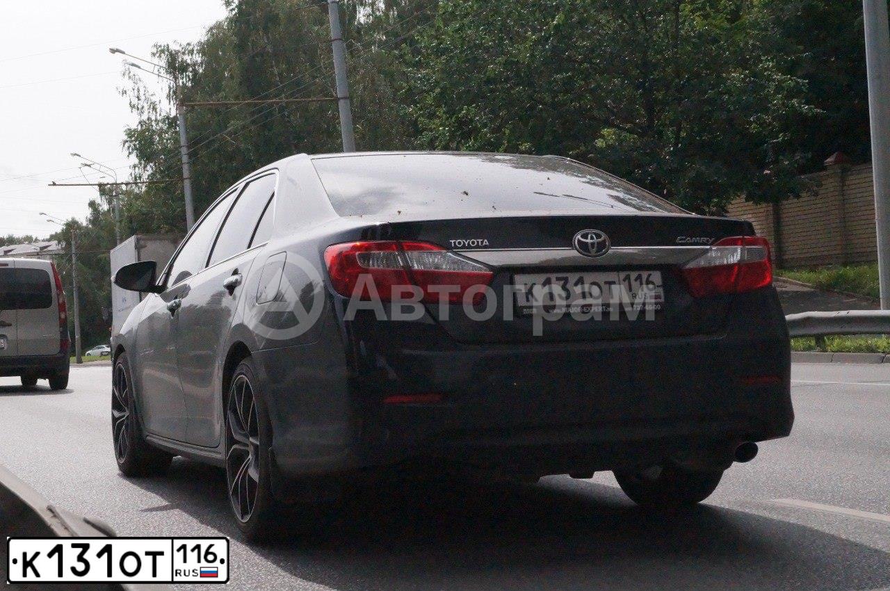 Фото автомобиля LADA 2113 SAMARA, 2008 — госномер У242ХА12. Цвет: СВЕТЛО-СЕРЕБРИСТЫЙ МЕТАЛЛ