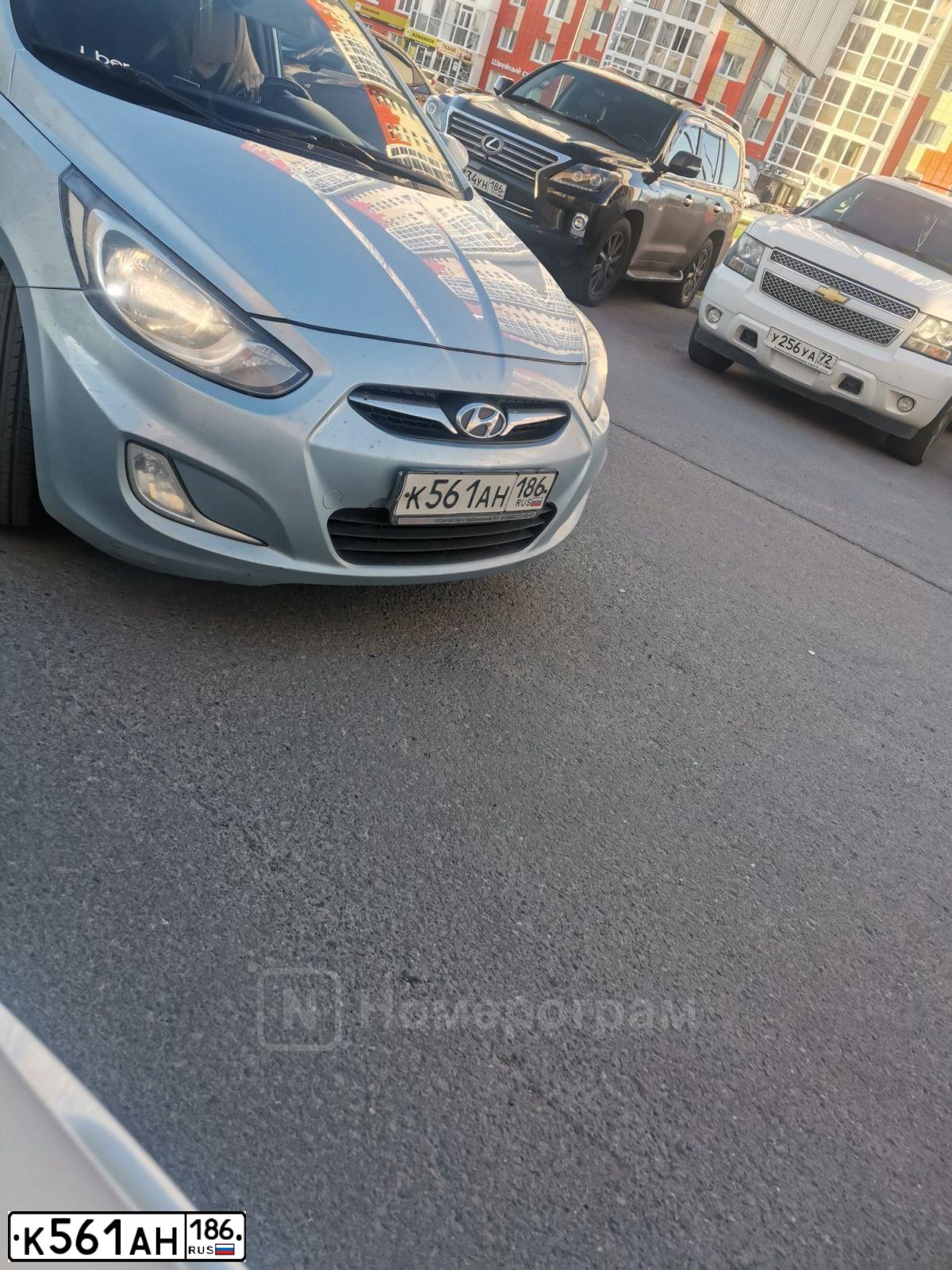 Фото автомобиля HYUNDAI SOLARIS, 2012 — госномер К561АН186. Цвет: ГОЛУБОЙ