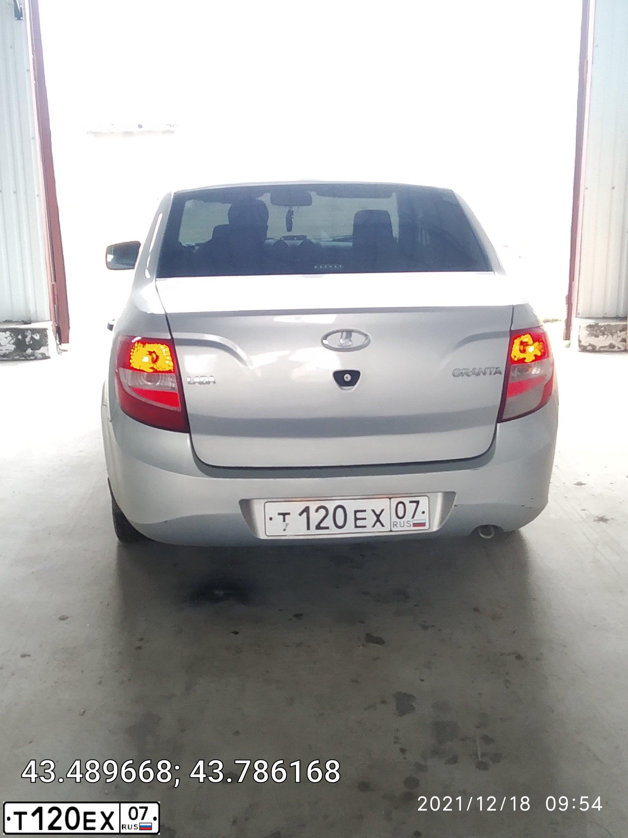 Фото автомобиля LADA 2190 GRANTA, 2012 — госномер Т120ЕХ07. Цвет: Серебристый