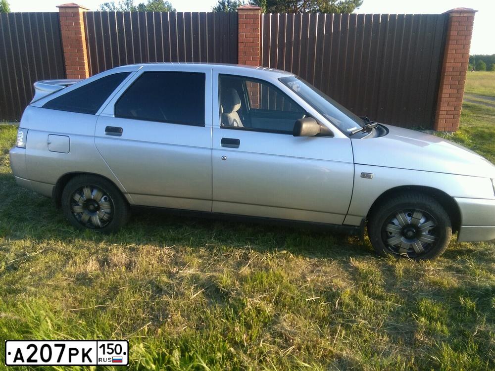 Фото автомобиля LADA 2112 LADA, 2007 — госномер А207РК150. Цвет: СВЕТЛО-СЕРЕБРИСТЫЙ  МЕТАЛЛИК