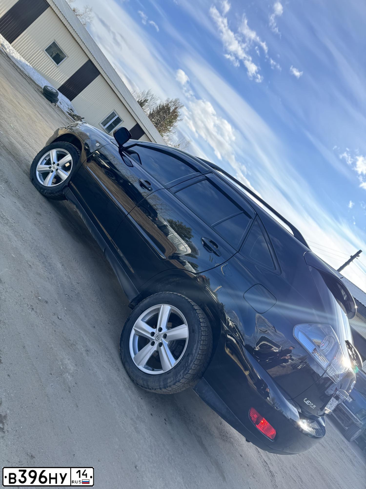 Фото автомобиля LEXUS S RX, 2006 — госномер В396НУ14. Цвет: ЧЕРНЫЙ