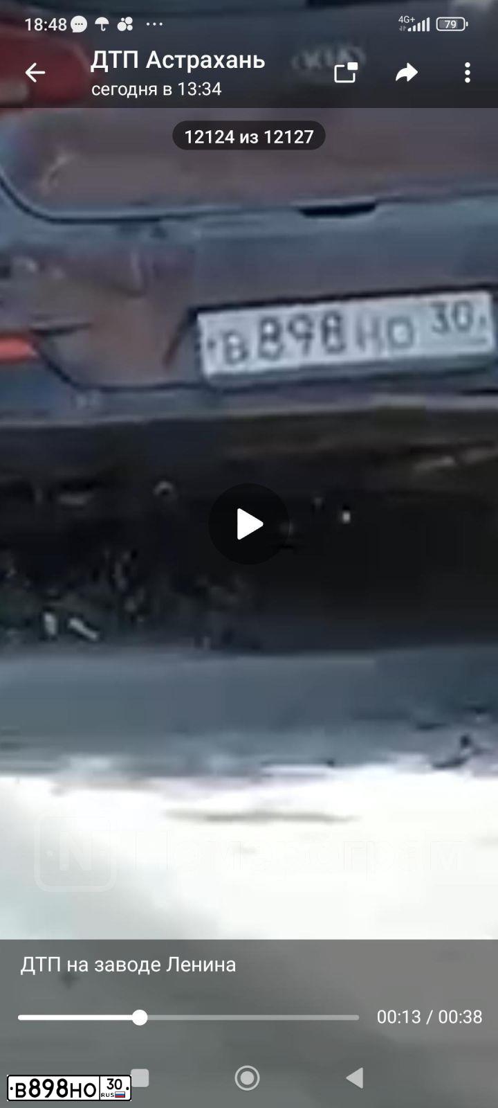 Фото автомобиля KIA CEE'D, 2012 — госномер В898НО30. Цвет: Коричневый