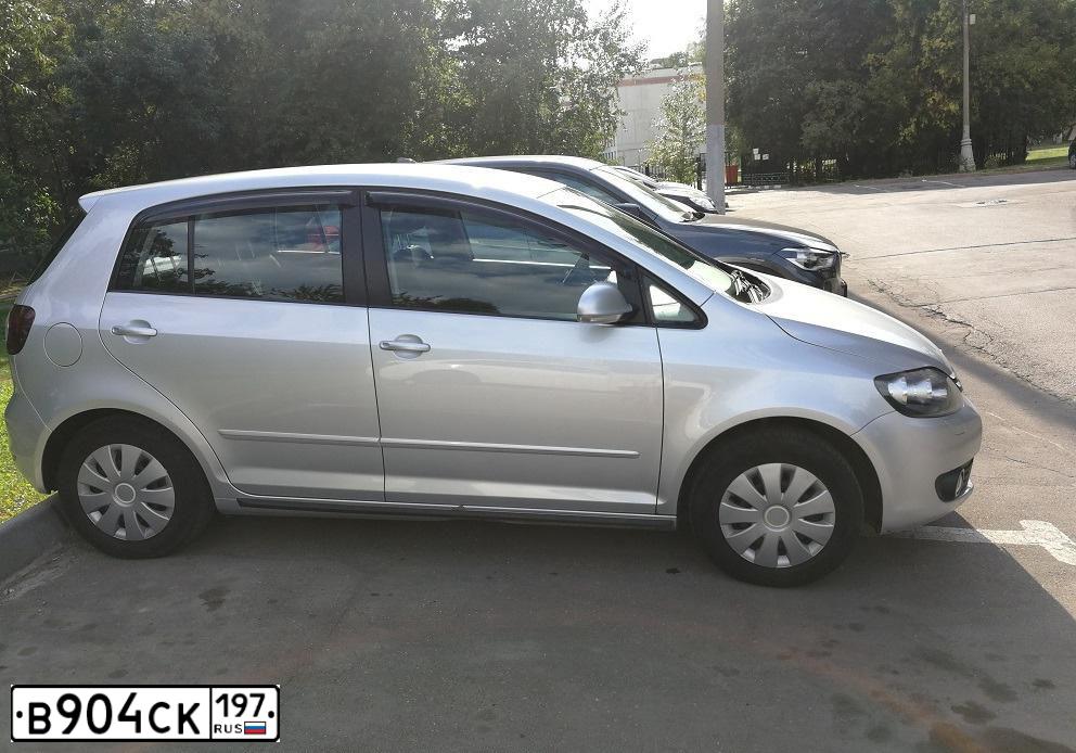 Фото автомобиля VOLKSWAGEN GOLF, 2011 — госномер В904СК197. Цвет: СЕРЫЙ