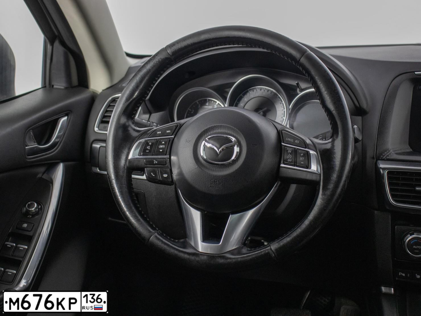 Фото автомобиля MAZDA CX-5, 2016 — госномер М676КР136. Цвет: БЕЛЫЙ ПЕРЛАМУТР