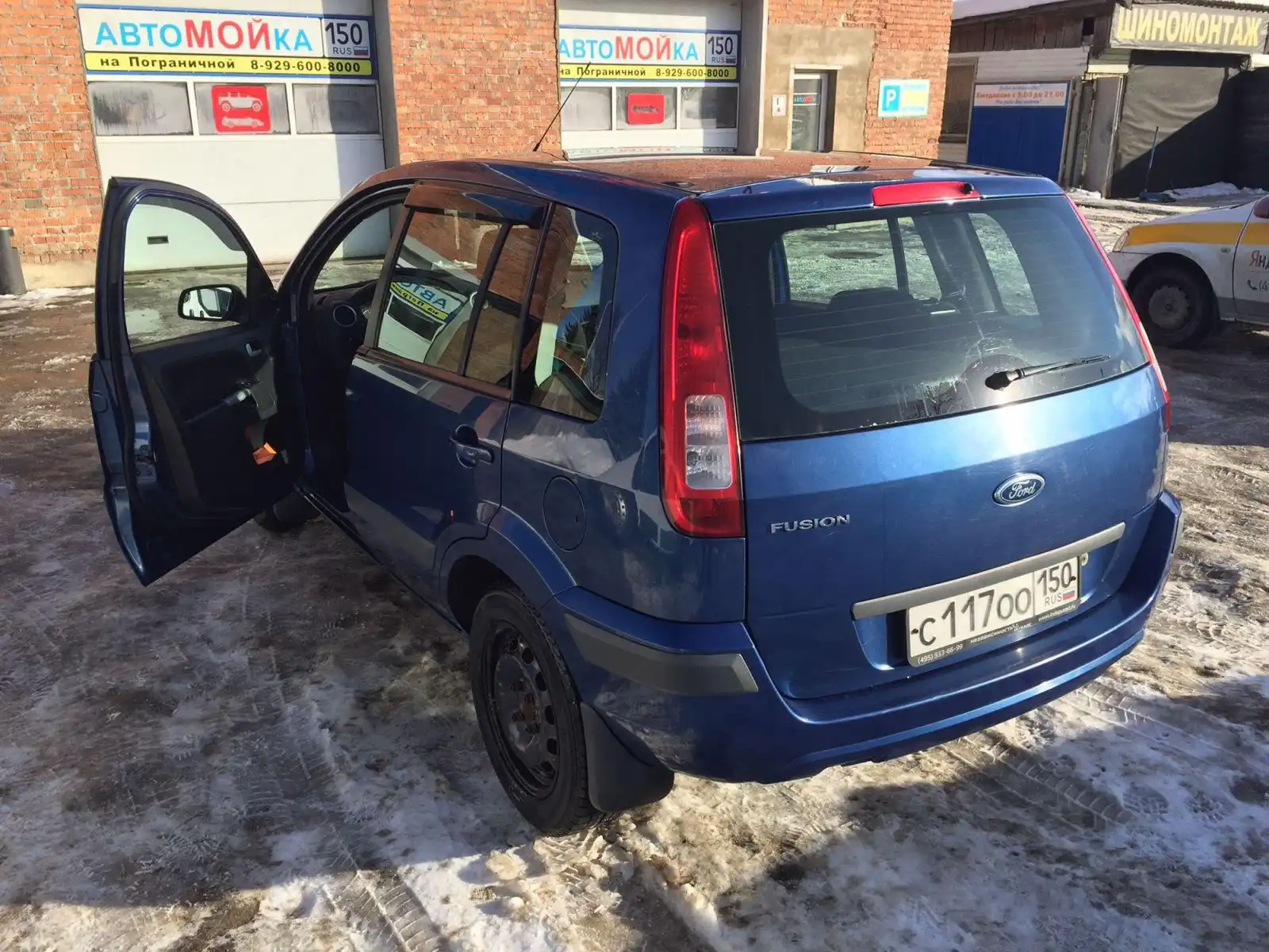 Фото автомобиля HYUNDAI GETZ, 2005 — госномер В409ВС147. Цвет: СЕРЕБРИСТЫЙ