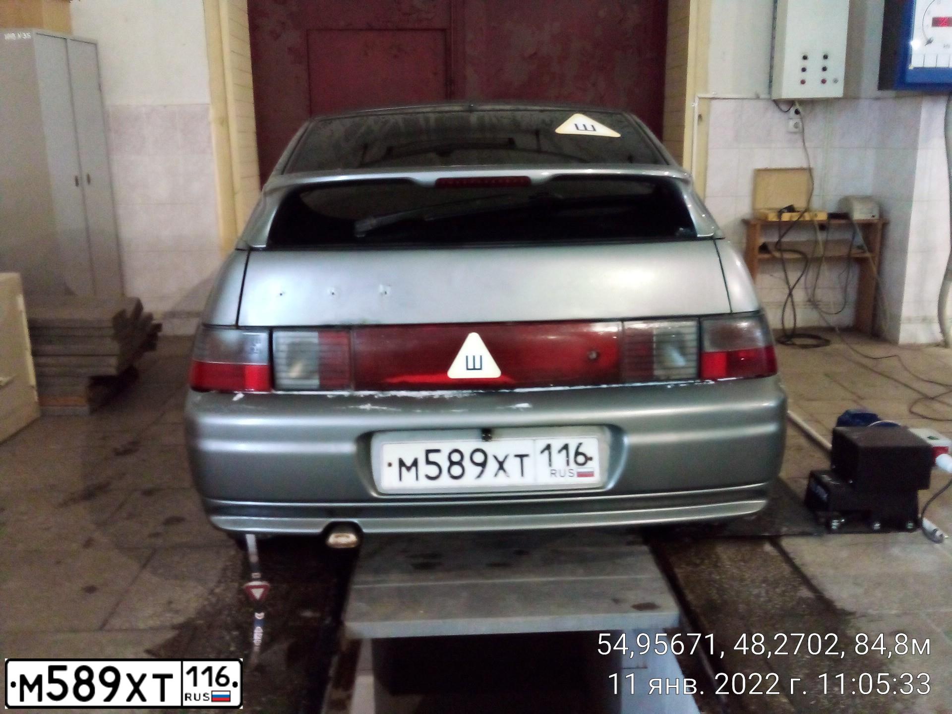 Фото автомобиля LADA 2112, 2007 — госномер М589ХТ116. Цвет: СРЕДНИЙ СЕРО-ЗЕЛЕНЫЙ МЕТ