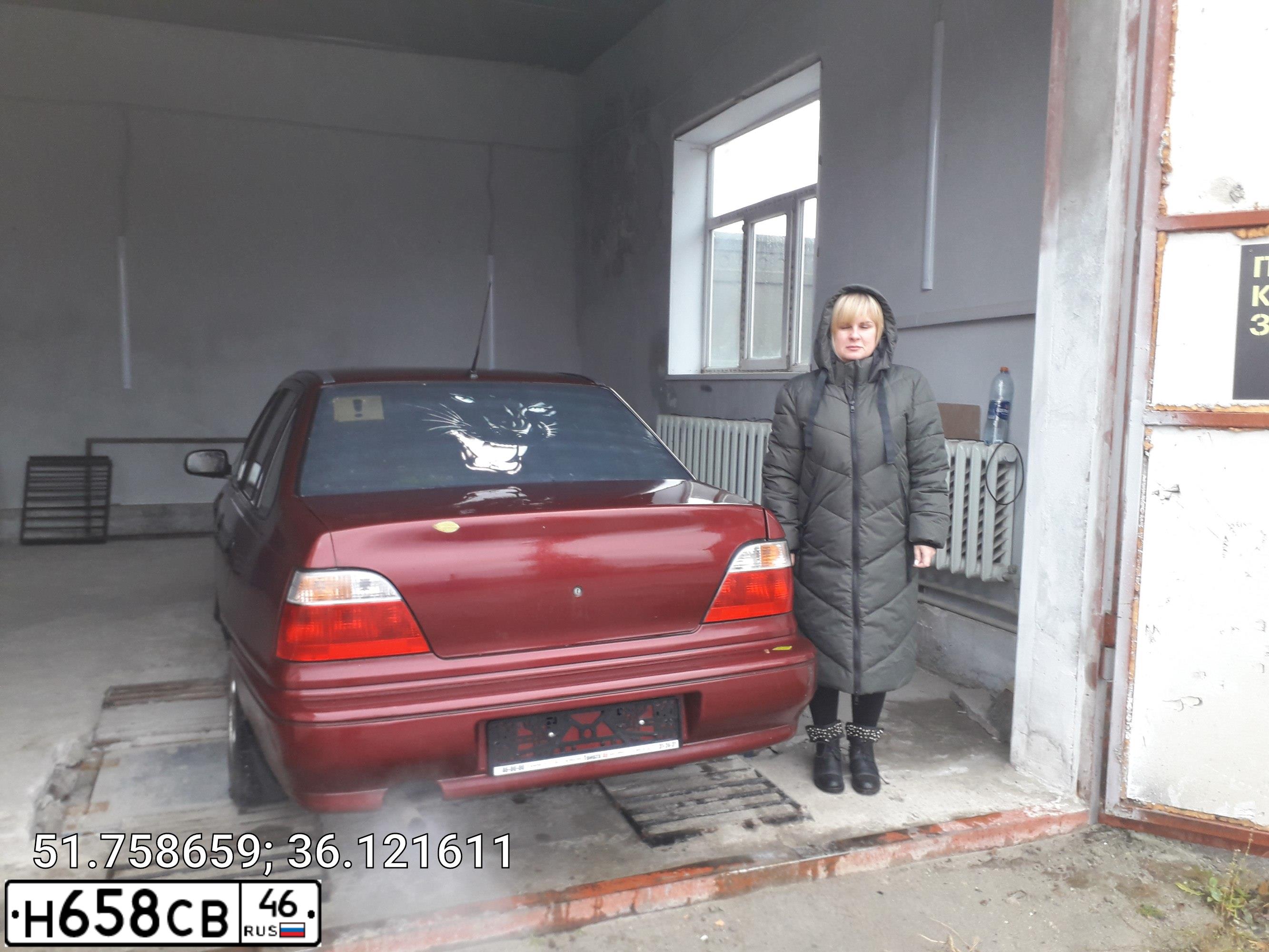 Фото автомобиля DAEWOO NEXIA, 2005 — госномер Р840НВ46. Цвет: СПЕЛАЯ ВИШНЯ