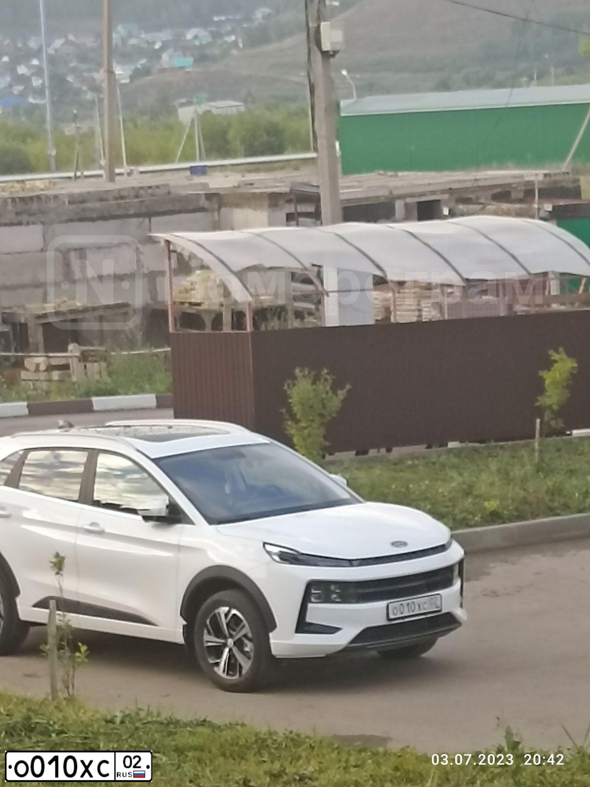 Фото автомобиля HYUNDAI ELANTRA, 2006 — госномер М283УХ702. Цвет: СЕРЕБРИСТЫЙ