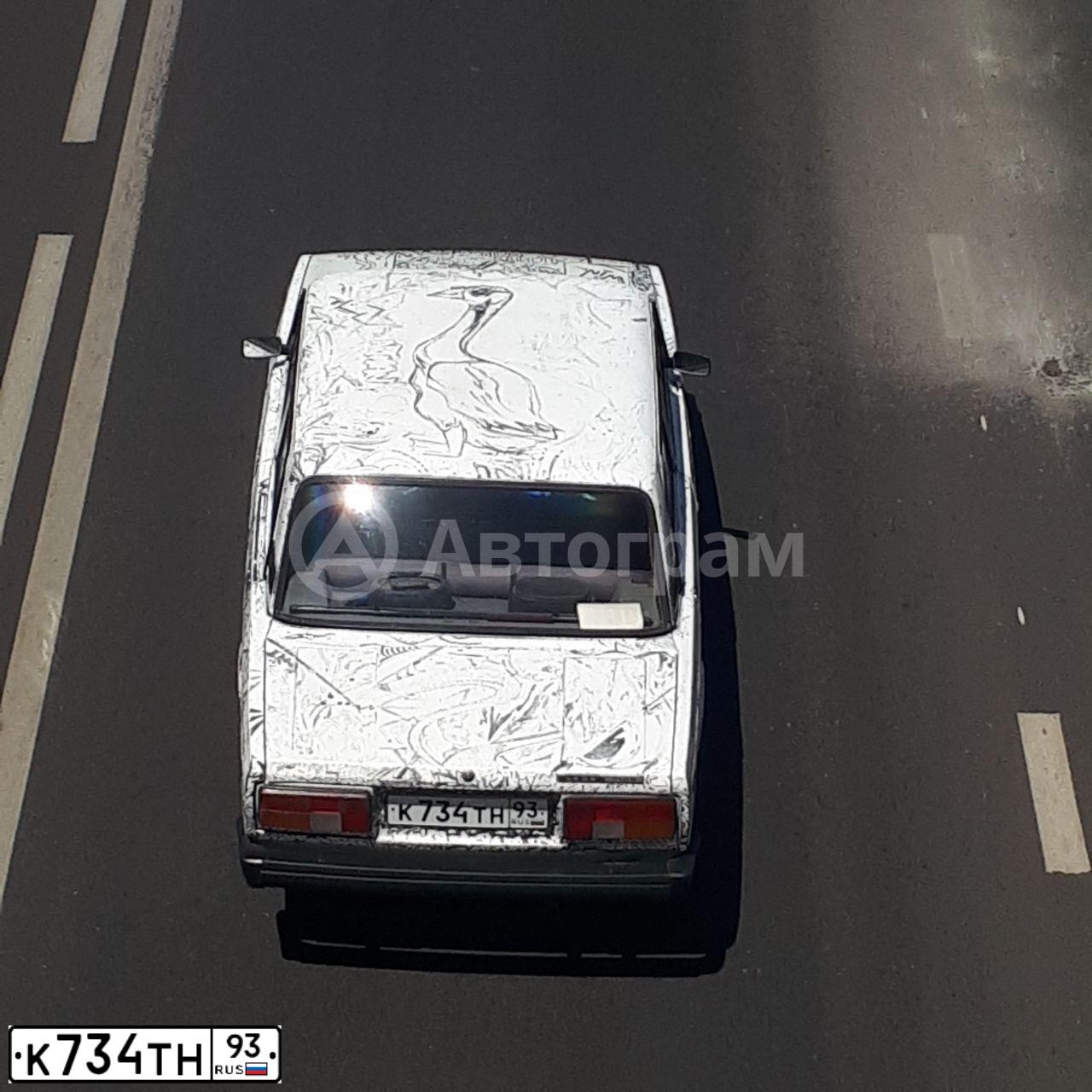 Фото автомобиля LADA 2105, 1995 — госномер Е889РН193. Цвет: Белый