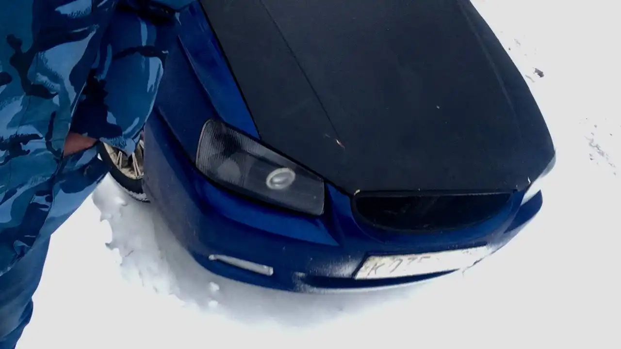 Фото автомобиля HYUNDAI ACCENT, 2007 — госномер Х635СР71. Цвет: синий