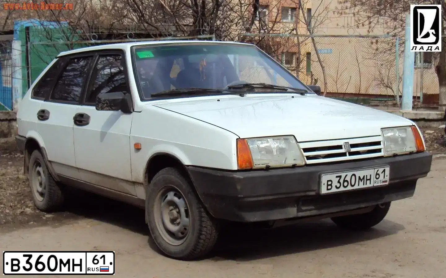 Фото автомобиля ВАЗ 21093, 1997 — госномер У749КУ44. Цвет: БЕЛЫЙ