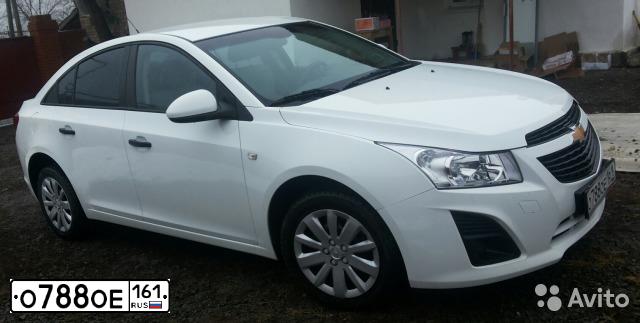 Фото автомобиля SKODA OCTAVIA, 2012 — госномер С788ОЕ161. Цвет: БЕЛЫЙ