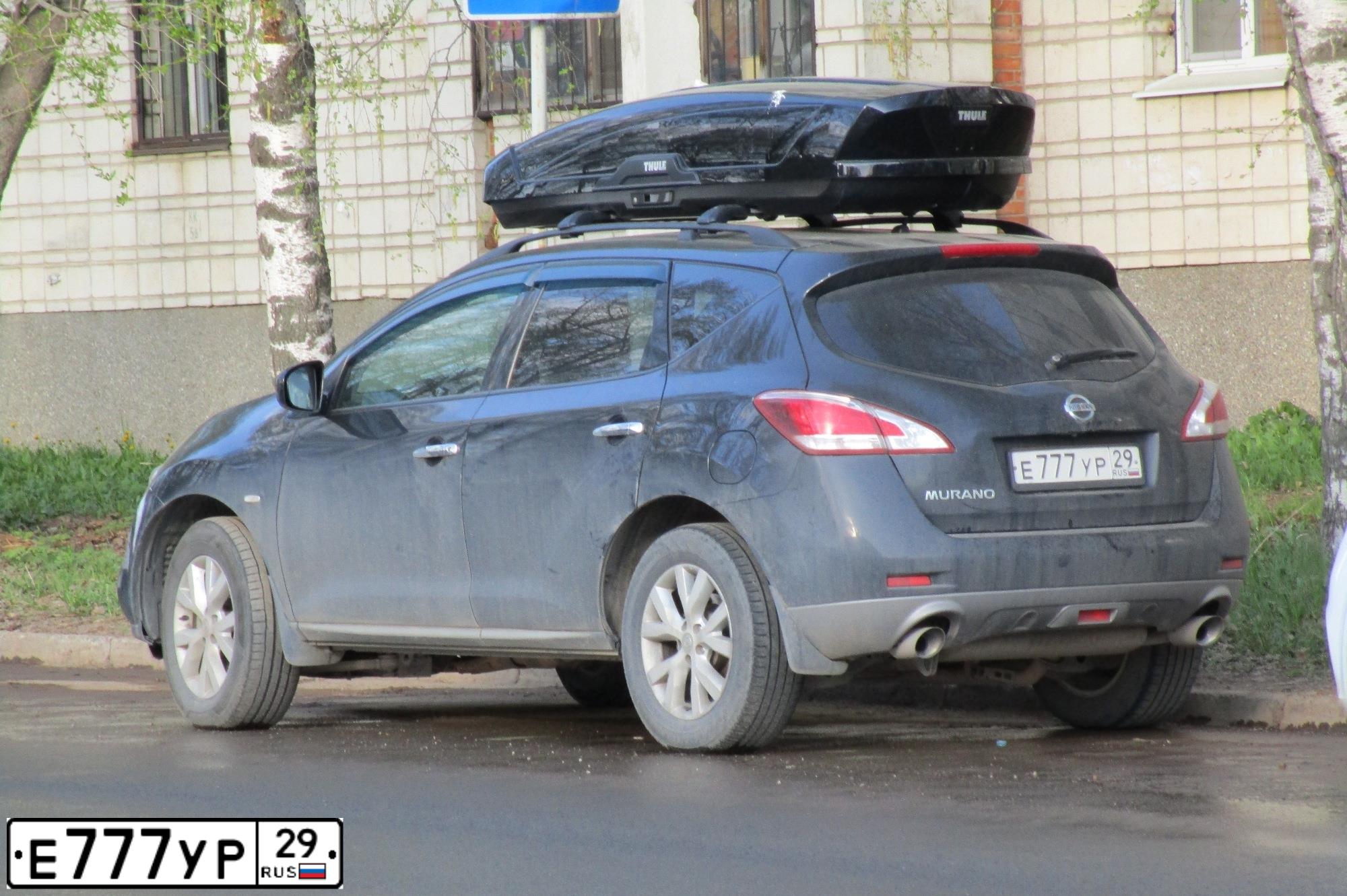 Фото автомобиля MITSUBISHI L 200, 2007 — госномер Е777УР29. Цвет: Серебристый