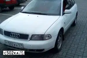 Фото автомобиля AUDI A4, 1998 — госномер С904КТ39. Цвет: БЕЛЫЙ
