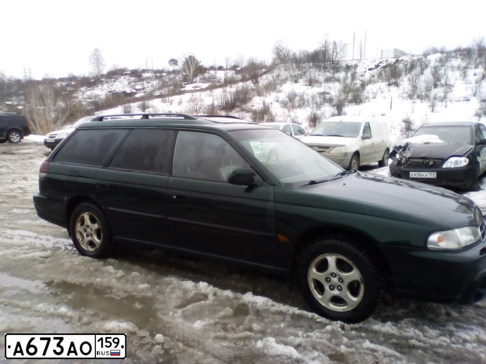 Фото автомобиля SUBARU OUTBACK, 1998 — госномер С353НС18. Цвет: ЗЕЛЕНЫЙ
