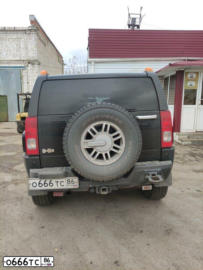 Фото автомобиля ХАММЕР Н3, 2007 — госномер М988ОТ790. Цвет: ЧЕРНЫЙ