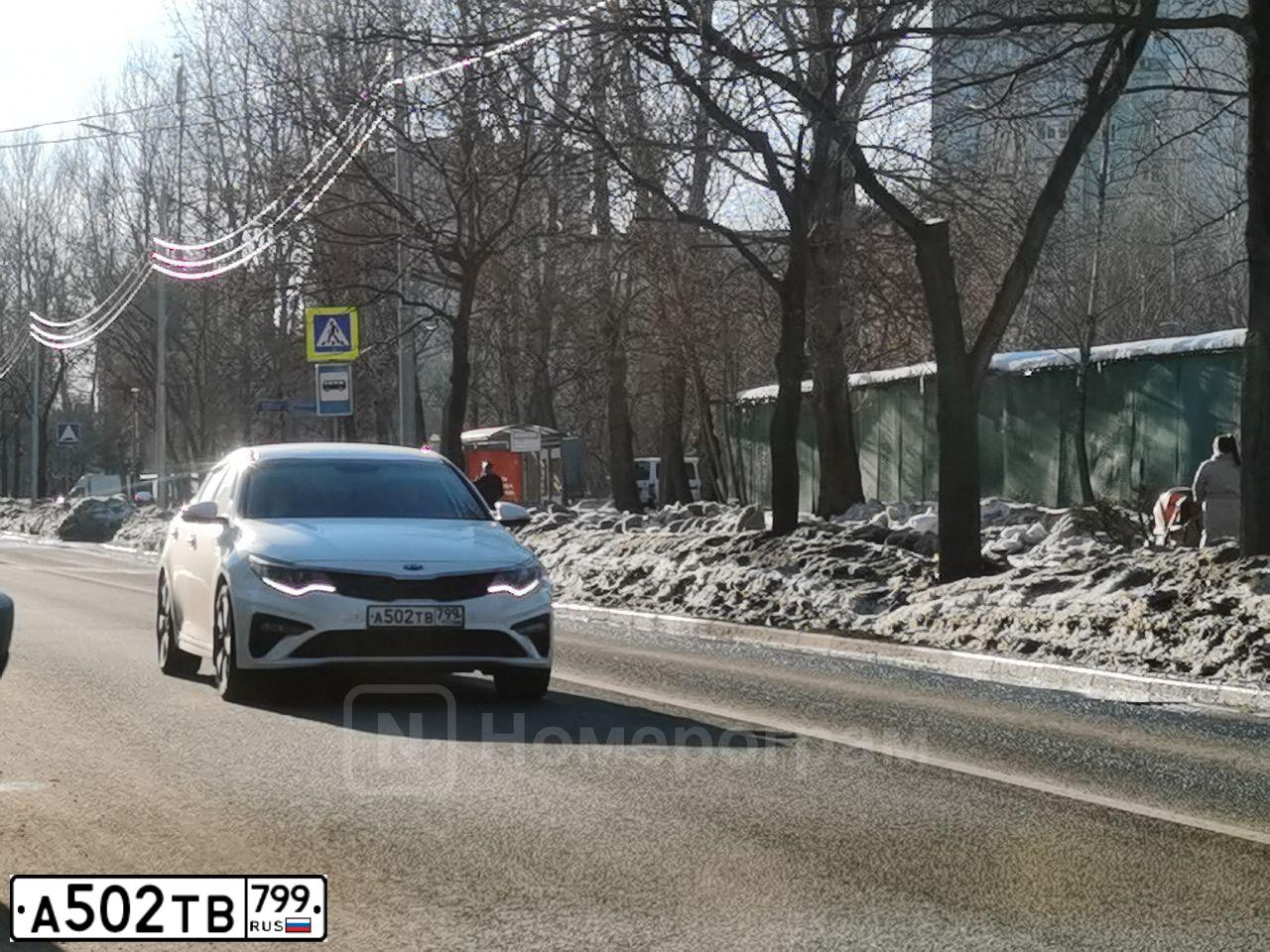 Фото автомобиля KIA MAGENTIS / OPTIMA, 2019 — госномер Т625ХО196. Цвет: Белый