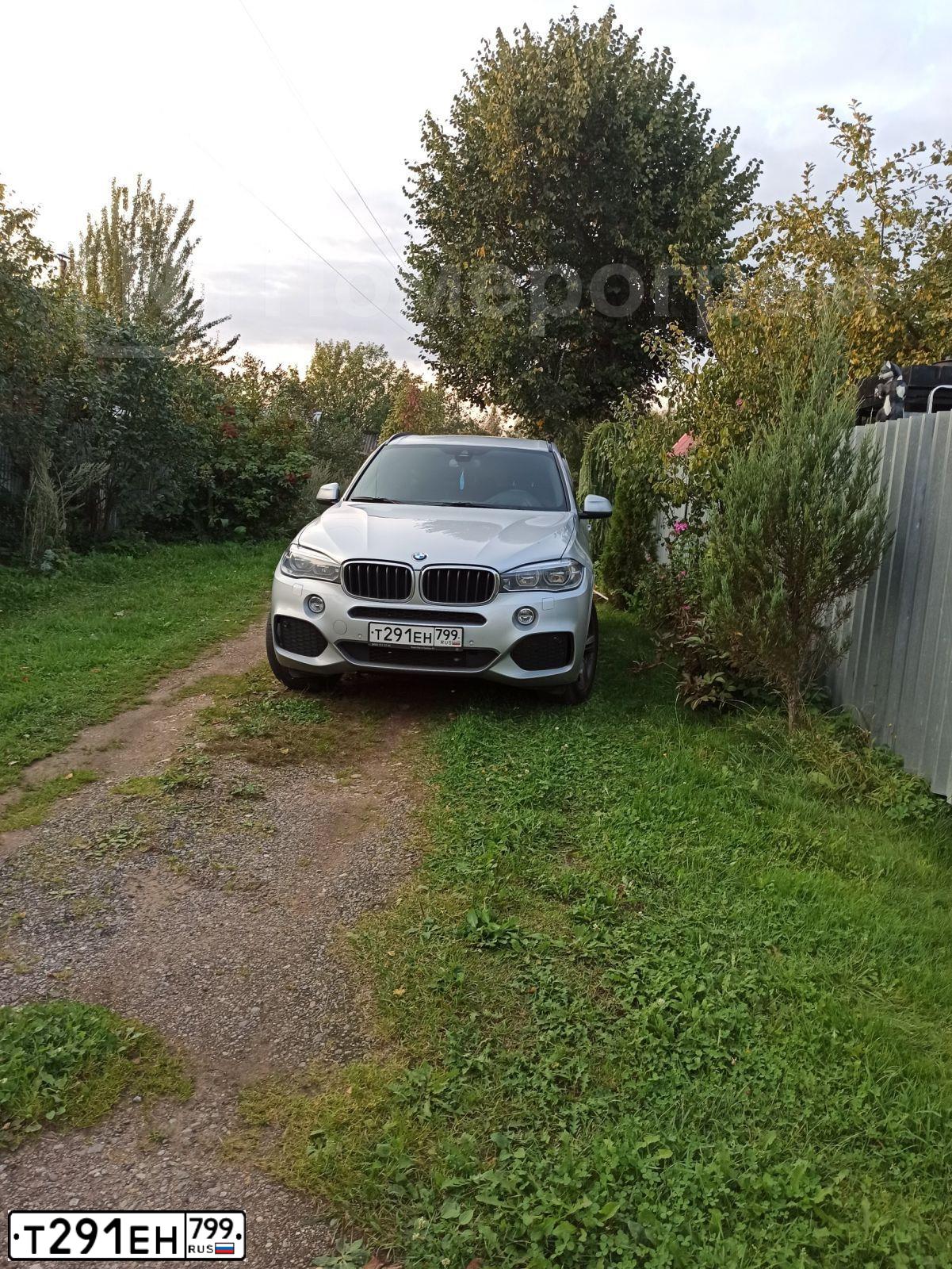 Фото автомобиля BMW X5, 2018 — госномер С025ТХ58. Цвет: Серебристый