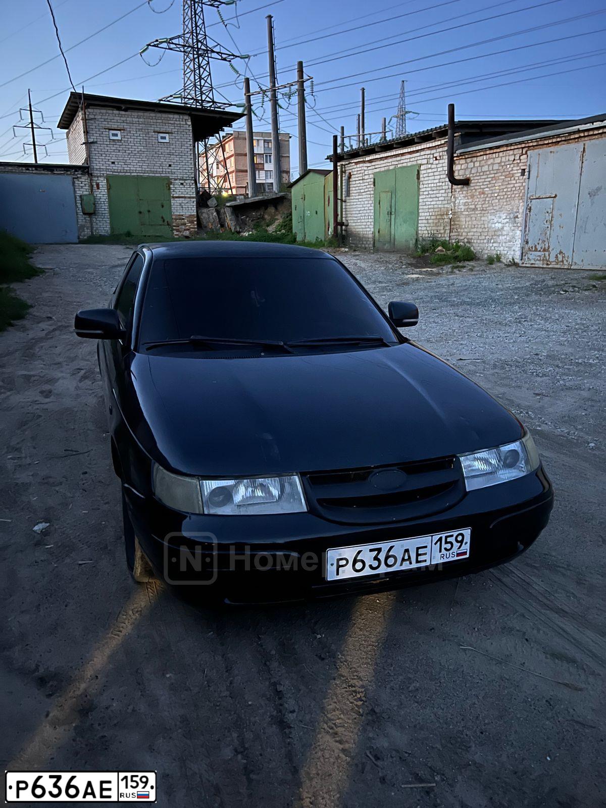 Фото автомобиля LADA 2112, 2007 — госномер Р636АЕ159. Цвет: ГРАФИТ