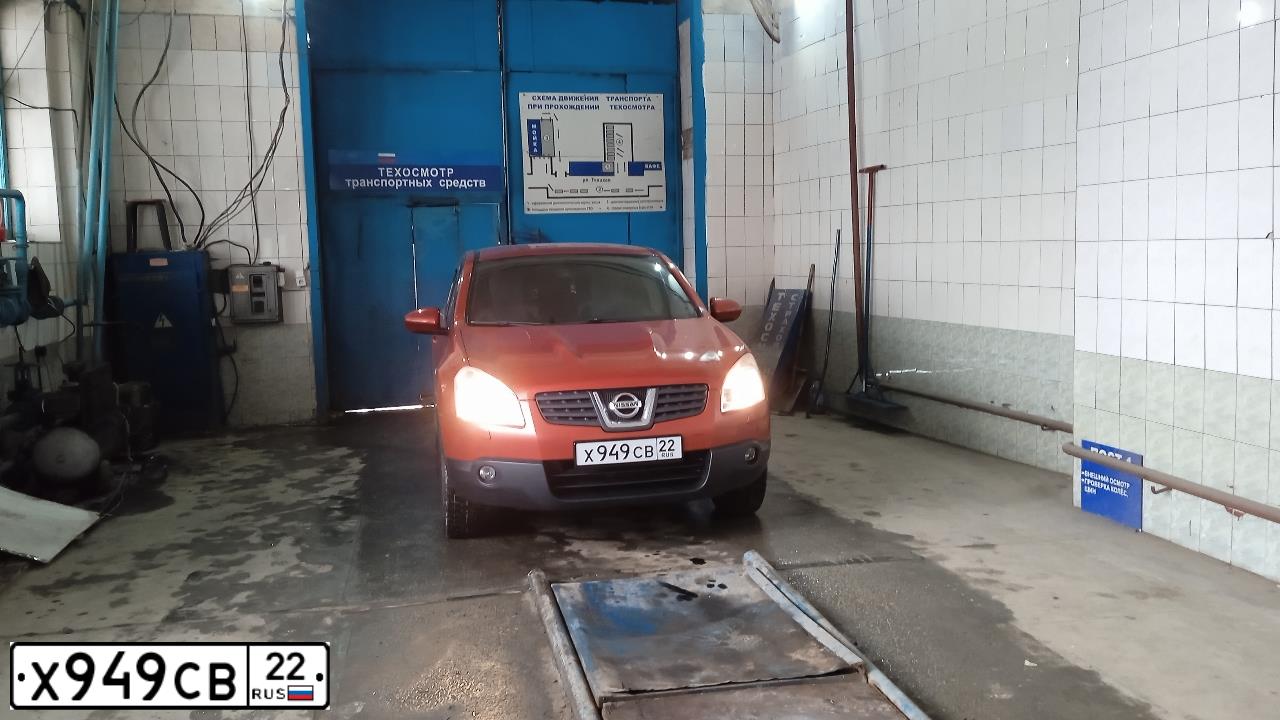 Фото автомобиля LADA 2114 SAMARA, 2004 — госномер А416ТК122. Цвет: ЗОЛОТИСТЫЙ ТЕМНО-ЗЕЛЕНЫЙ
