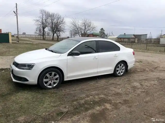 Фото автомобиля TOYOTA CAMRY, 2012 — госномер У505ТС116. Цвет: Темно-серый металлик
