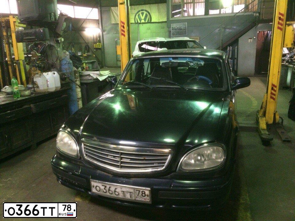 Фото автомобиля GAZ 3110 WOLGA, 2006 — госномер О366ТТ78. Цвет: АВАНТЮРИН
