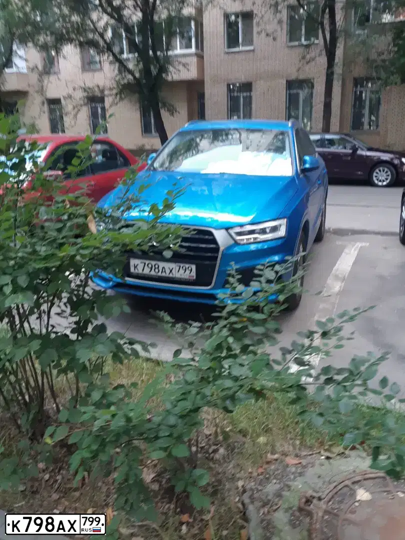 Фото автомобиля AUDI Q3, 2017 — госномер К798АХ799. Цвет: ГОЛУБОЙ