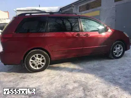 Фото автомобиля VOLKSWAGEN TIGUAN, 2012 — госномер Н211ЕО702. Цвет: СИНИЙ ТЕМНЫЙ