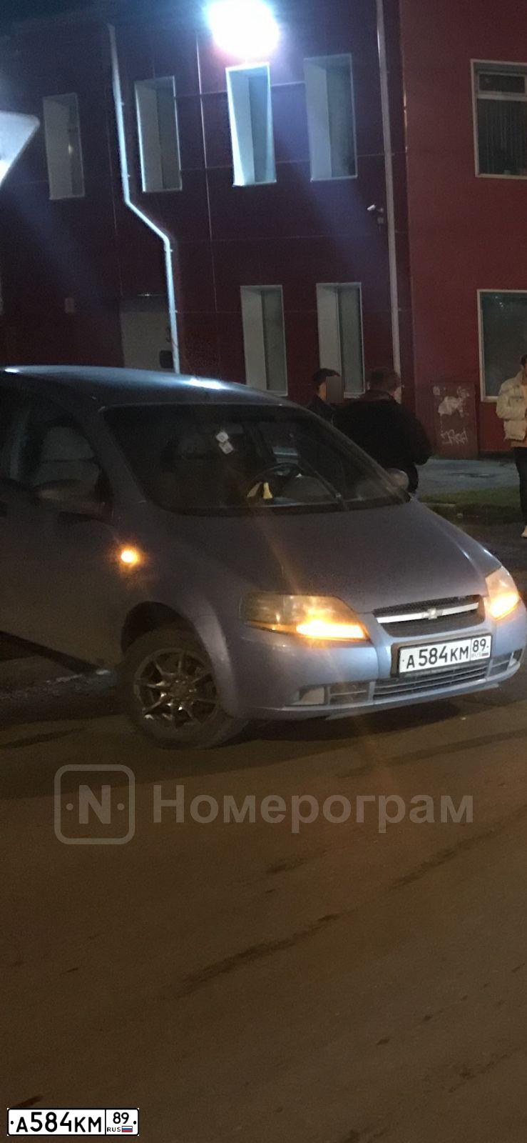Фото автомобиля CHEVROLET AVEO, 2005 — госномер Х339ЕК55. Цвет: голубой