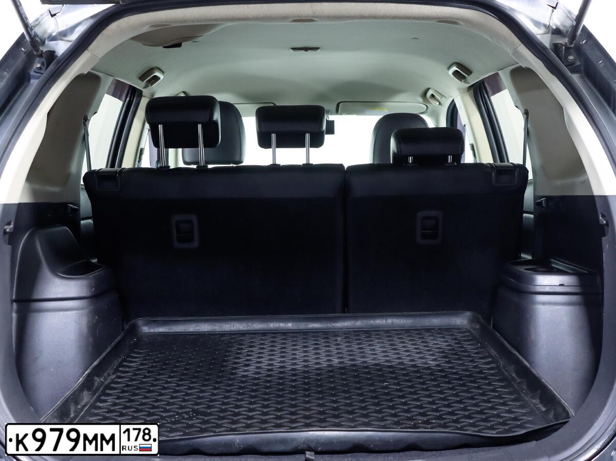 Фото автомобиля FORD FOCUS, 2013 — госномер В392РР178. Цвет: ЧЕРНЫЙ