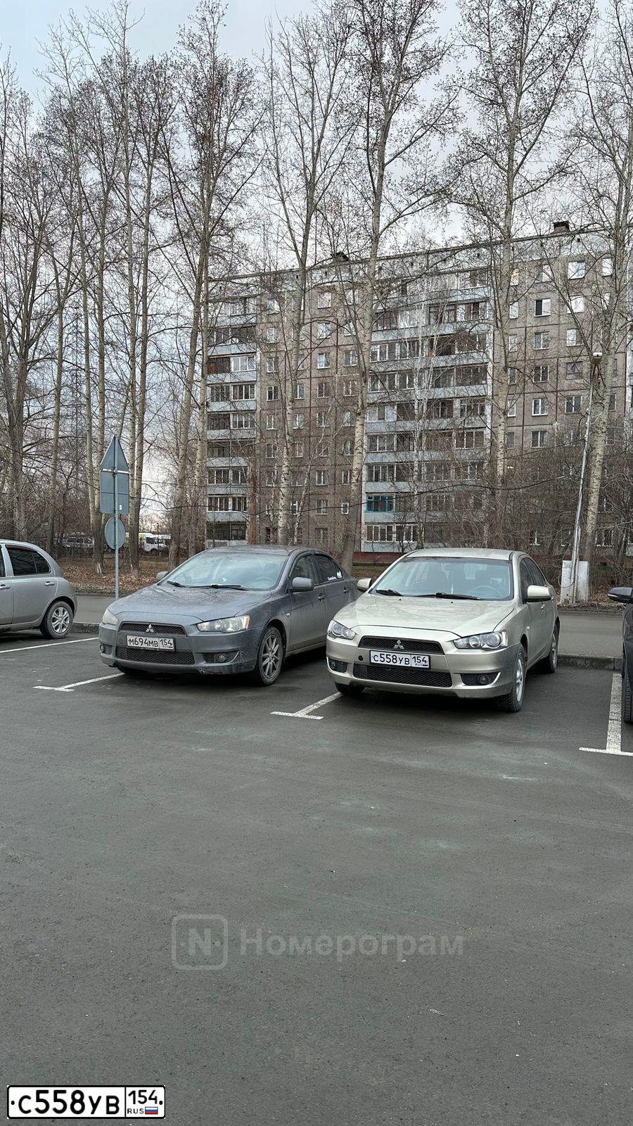 Фото автомобиля MITSUBISHI LANCER, 2007 — госномер С558УВ154. Цвет: БЕЖЕВЫЙ