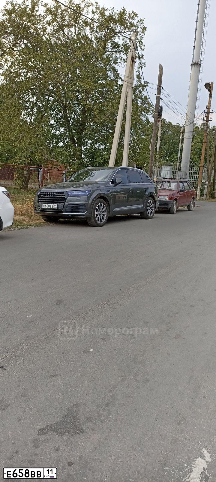 Фото автомобиля AUDI Q7, 2015 — госномер Е658ВВ11. Цвет: СЕРЫЙ