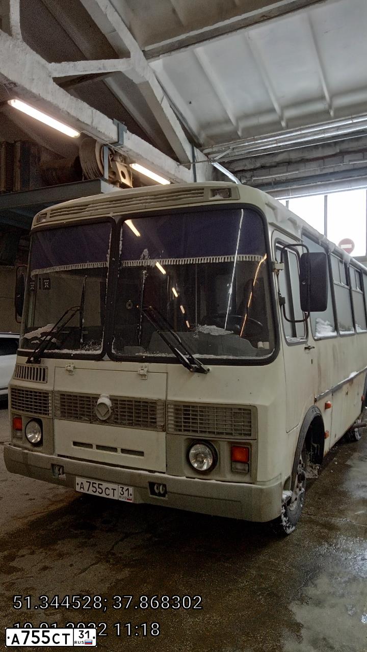 Фото автомобиля PAZ 3205, 2014 — госномер А755СТ31. Цвет: Белый