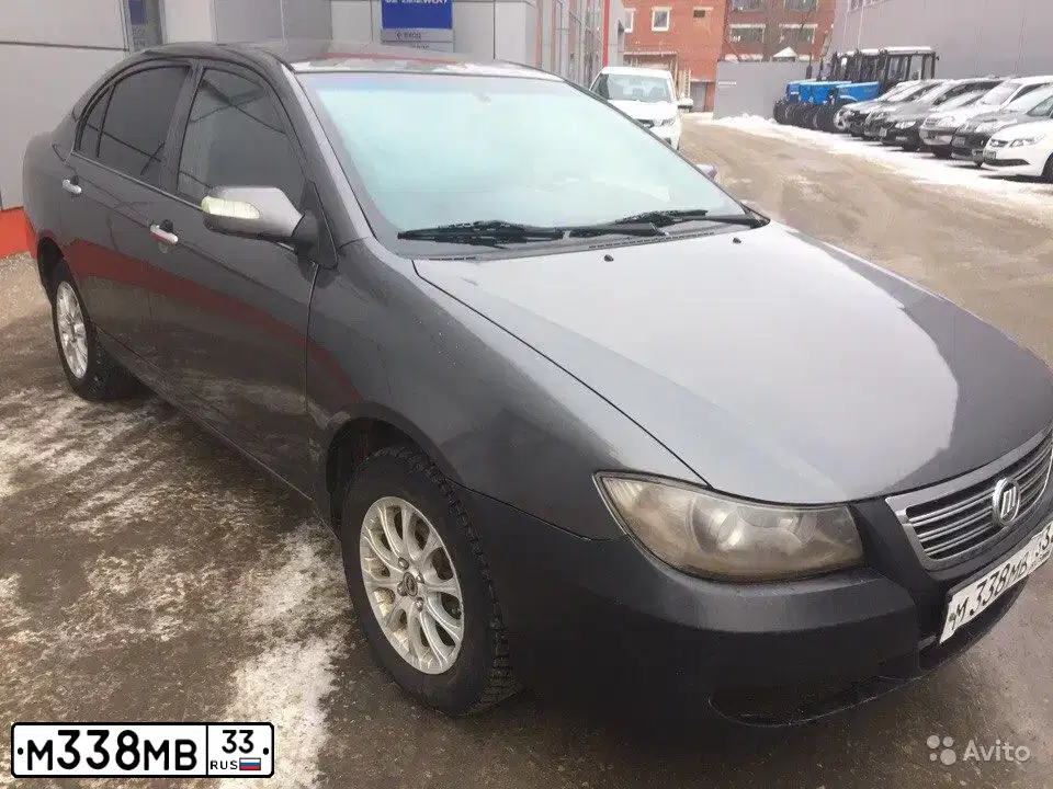 Фото автомобиля LIFAN SOLANO, 2010 — госномер В866ТХ33. Цвет: СТАЛЬНОЙ (СЕРЫЙ)