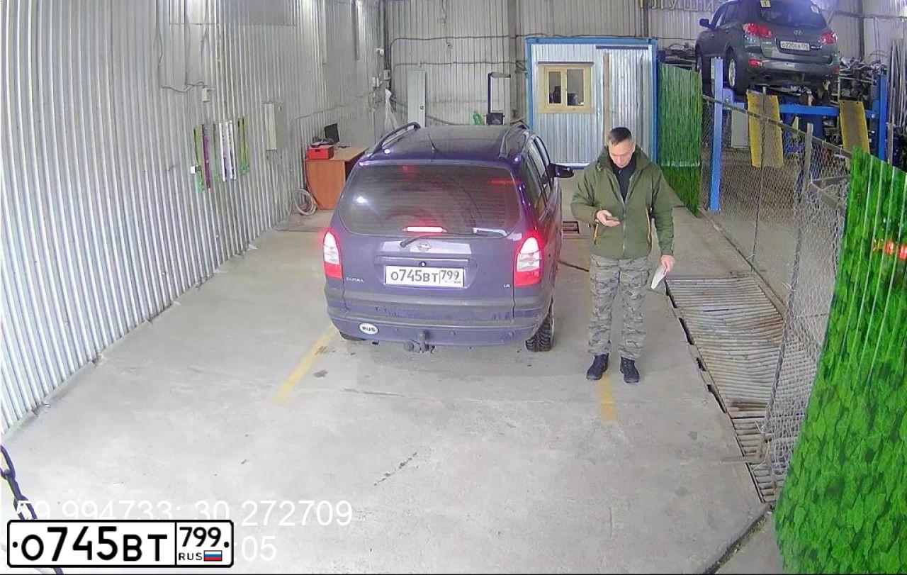 Фото автомобиля OPEL ZAFIRA, 2004 — госномер Н888НН71. Цвет: синий