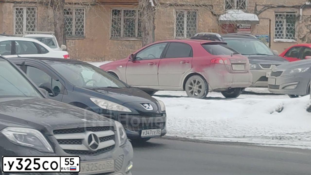 Фото автомобиля MERCEDES GLK-KLASSE, 2013 — госномер У325СО55. Цвет: ЧЕРНЫЙ