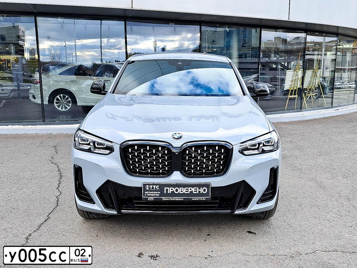 Фото автомобиля BMW X4, 2021 — госномер М030НР763. Цвет: СЕРЫЙ