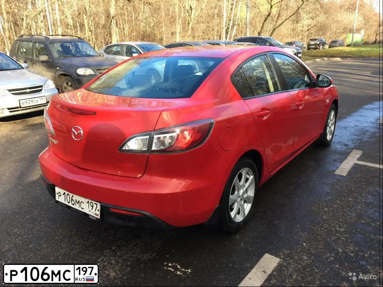 Фото автомобиля MAZDA 3, 2011 — госномер Н300ВР193. Цвет: Красный