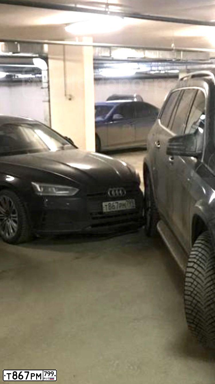 Фото автомобиля AUDI A5, 2019 — госномер Т867РМ799. Цвет: ЧЕРНЫЙ