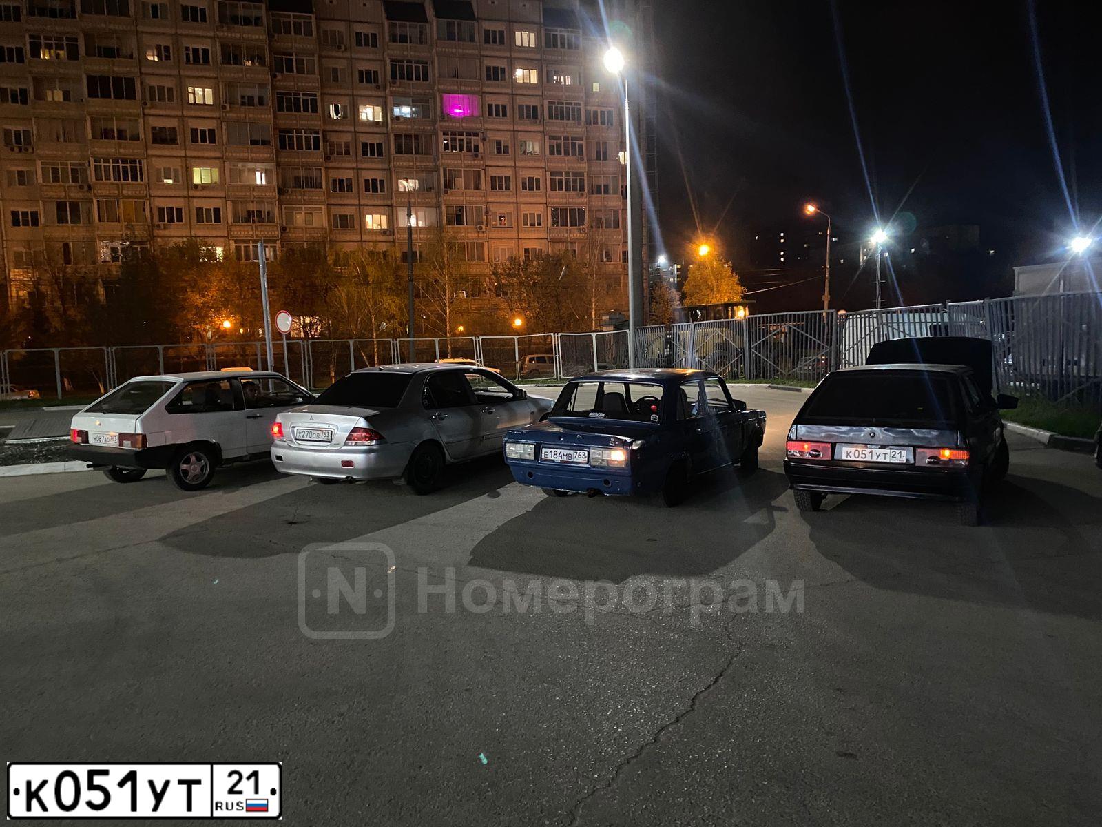 Фото автомобиля LADA 2114, 2010 — госномер Н799ВТ763. Цвет: Темно-зеленый