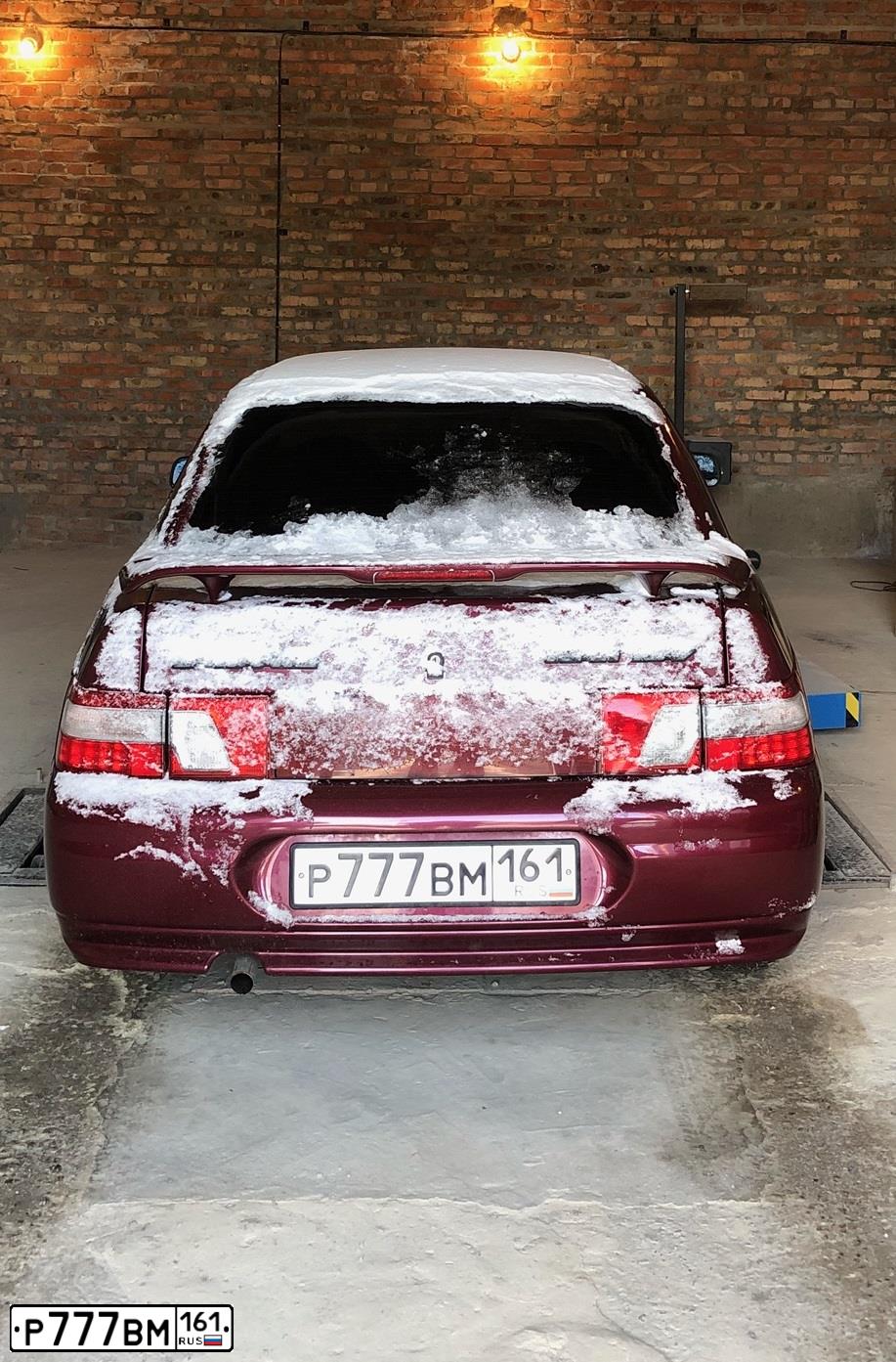 Фото автомобиля LADA 2110 LADA, 2005 — госномер К777КО161. Цвет: Темно Малиновый